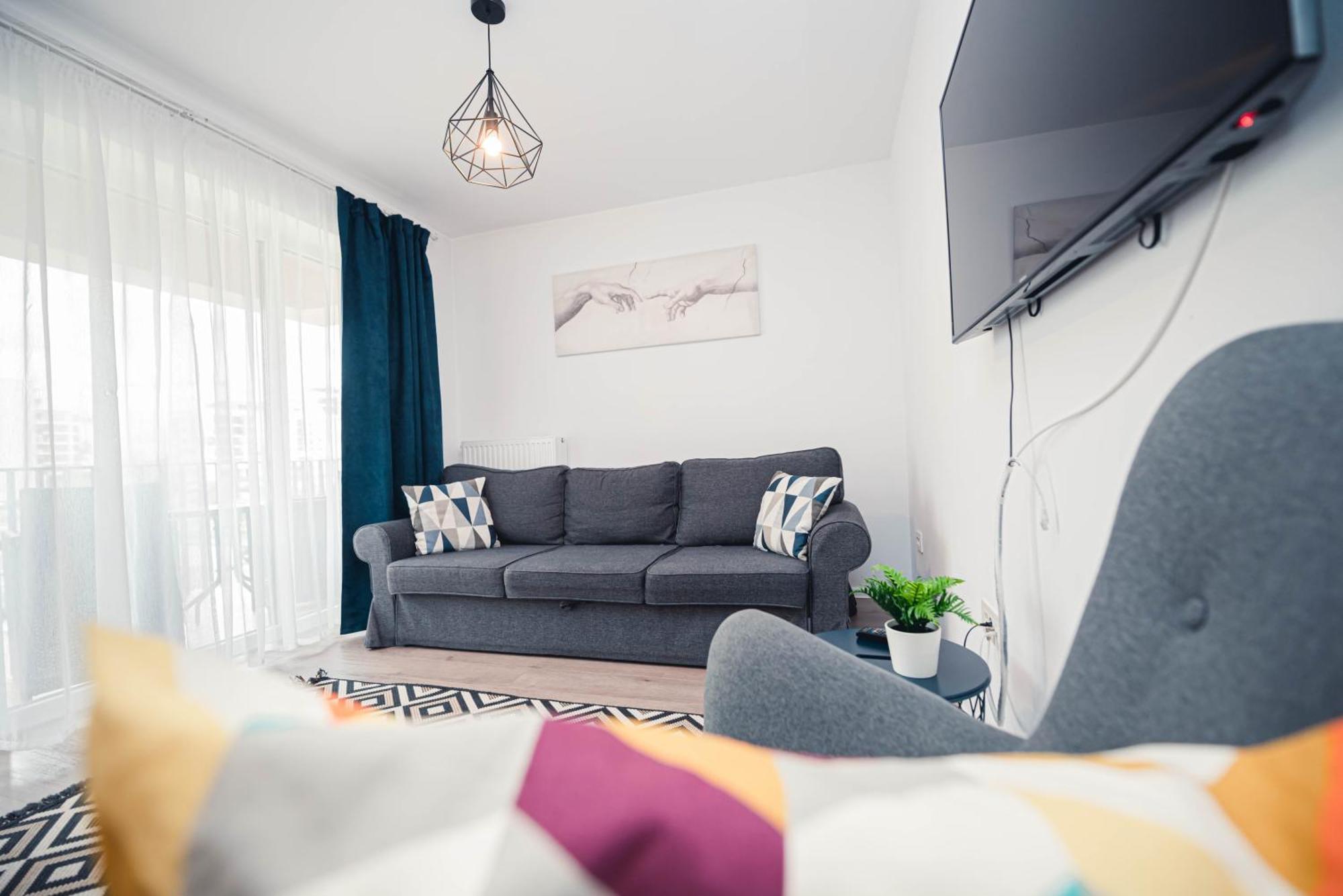 White Mood Apartment 2 Брашов Екстериор снимка
